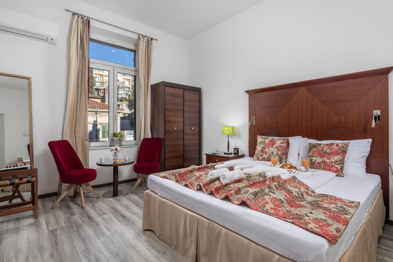 Continentale Apartment Rijeka Luaran gambar