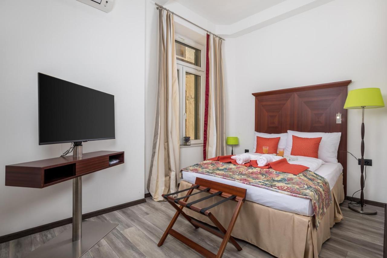 Continentale Apartment Rijeka Luaran gambar