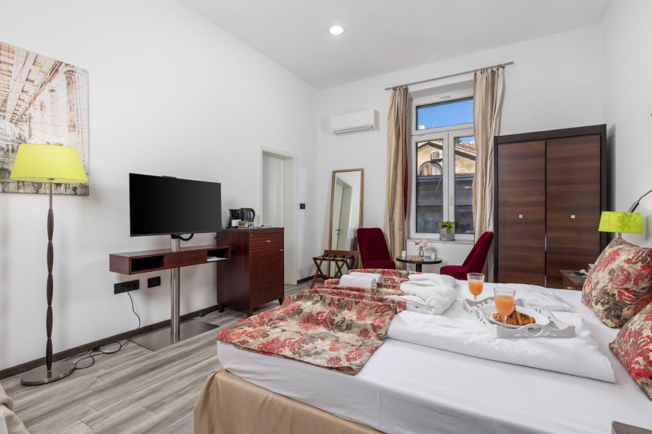 Continentale Apartment Rijeka Luaran gambar